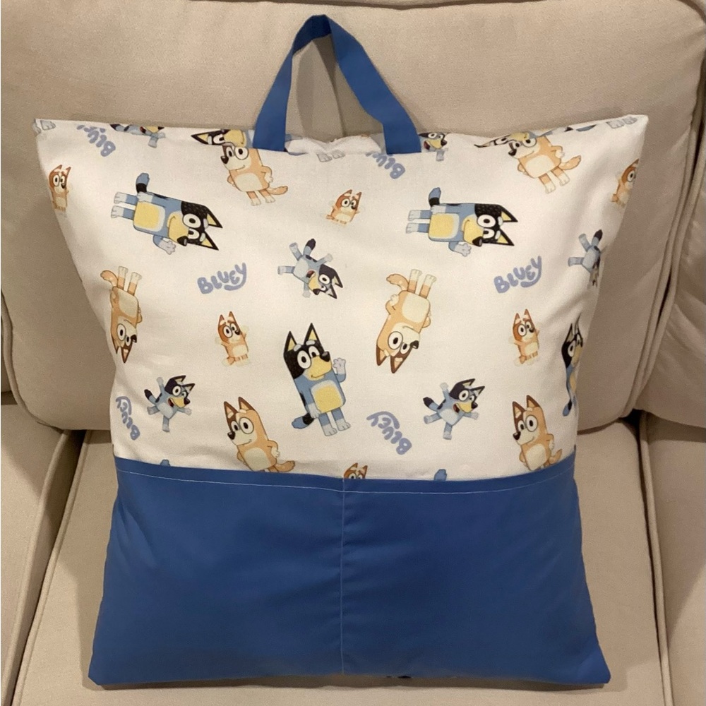 Bluey Reading Pillow Cotton Size 18X18
